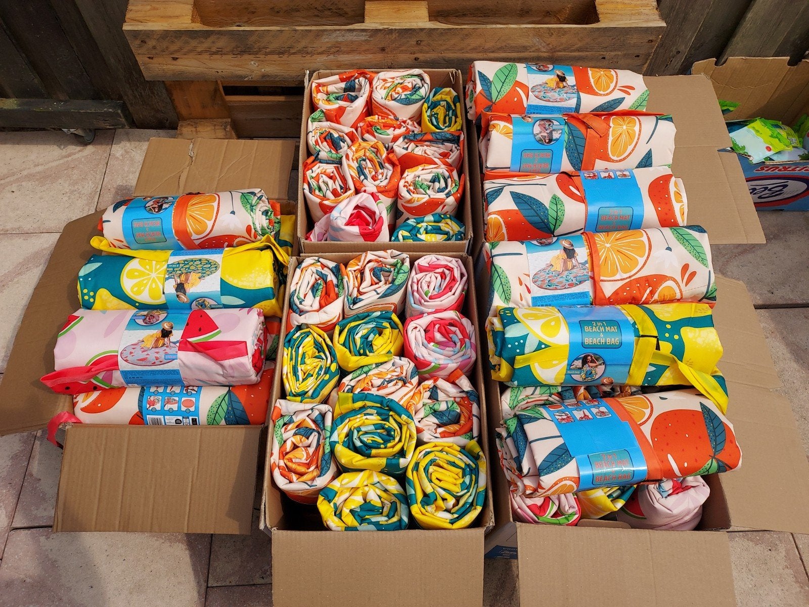 Partij 2 in 1 strandmatten

140cm.

In 3 kleuren zie foto's, Ophalen, Nieuw