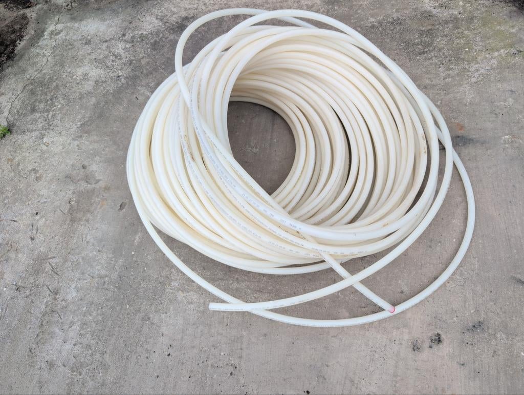 Vloerverwarmingsbuis 16x2.0 mm 113 meter, Minder dan 30 cm, Overige typen, Nieuw, Minder dan 60 cm
