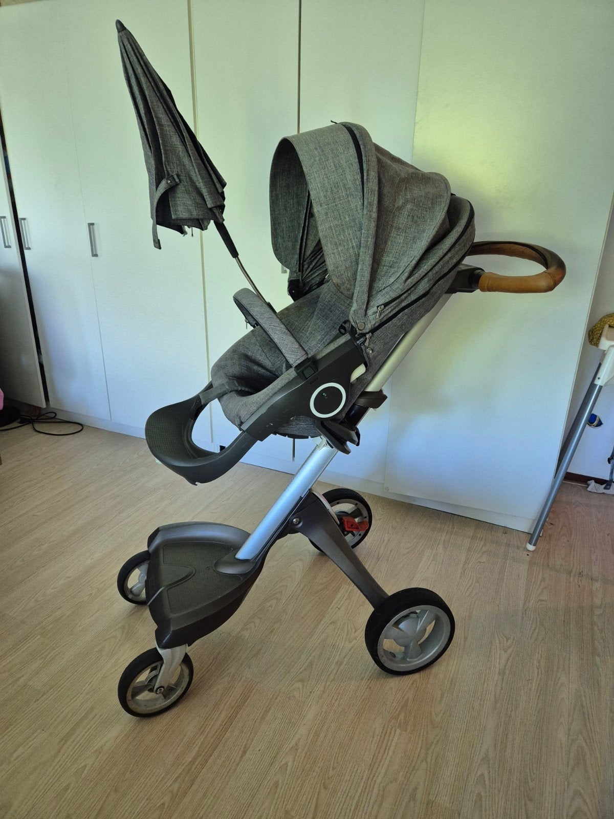 Stokke Xplory X Combiwagen met autostoeltje en reiswieg, Ophalen, Gebruikt, Overige merken, Verstelbare duwstang