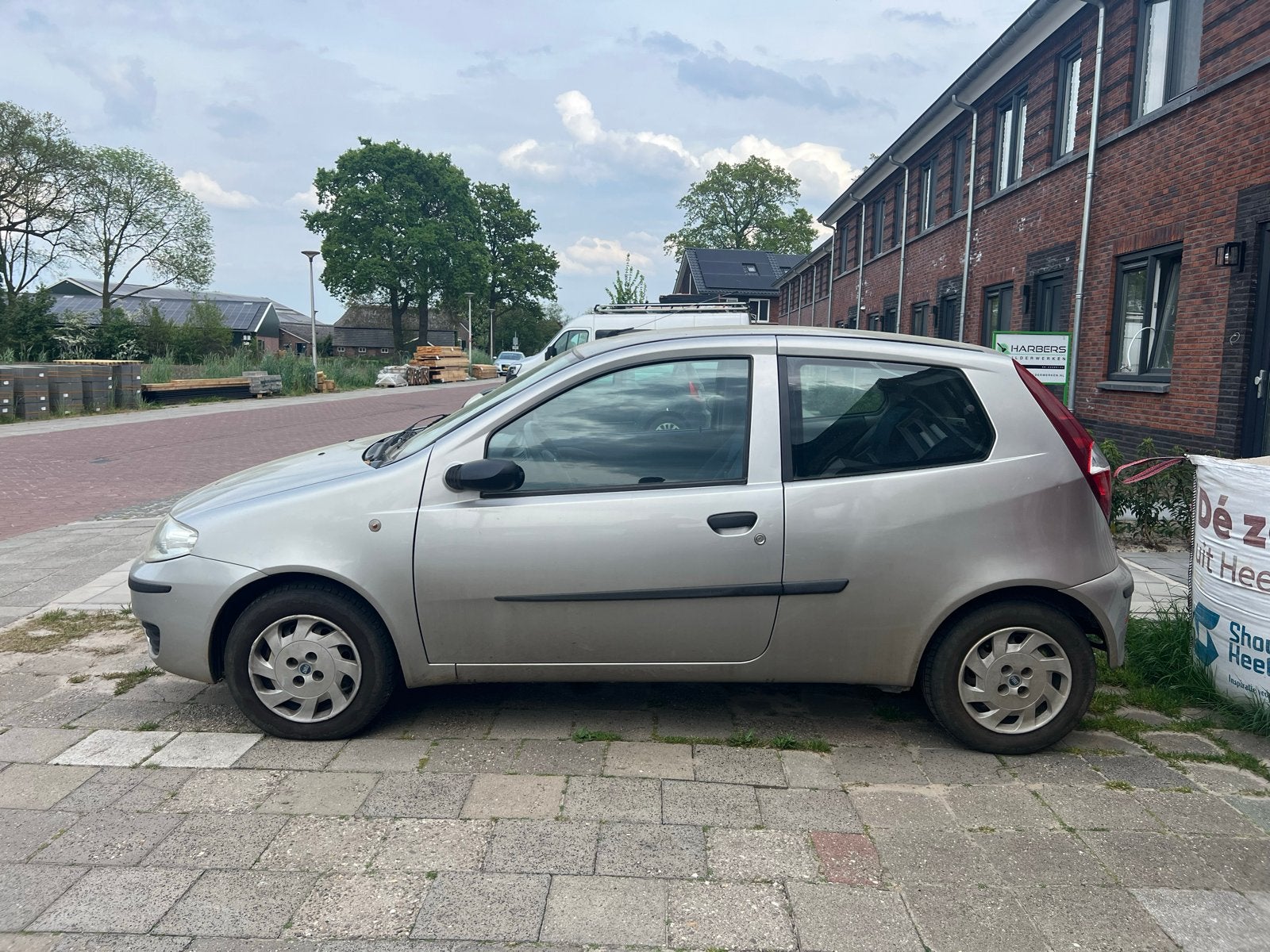 Fiat Punto 1.2 3DR 2004 Grijs, Auto's, Voorwielaandrijving, 4 cilinders, 400 kg, Handgeschakeld