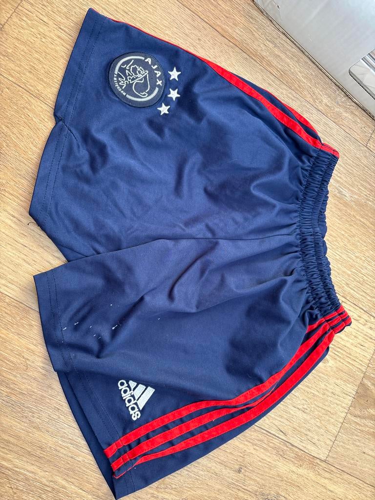 Ajax Adidas Voetbalbroekje Maat 176- GRATIS, Ophalen of Verzenden, Gebruikt, Jongen, Sport- of Zwemkleding