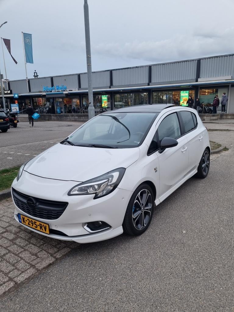 Opel Corsa 1.4 110KW 5D 2015 Wit, Auto's, Voorwielaandrijving, Zwart, Leder, 1200 kg