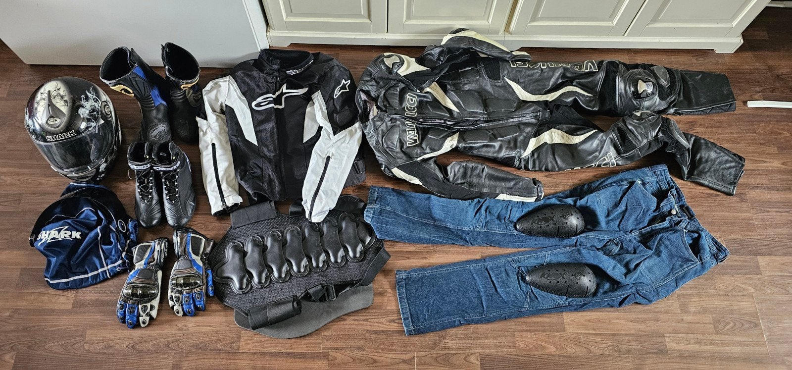 Motoroutfit: Jas, Broek, Laarzen, Handschoen, Pak, Helm, Etc, Ophalen, Heren, Broek | textiel, Vanucci, Alpinestars, Büse, Shark