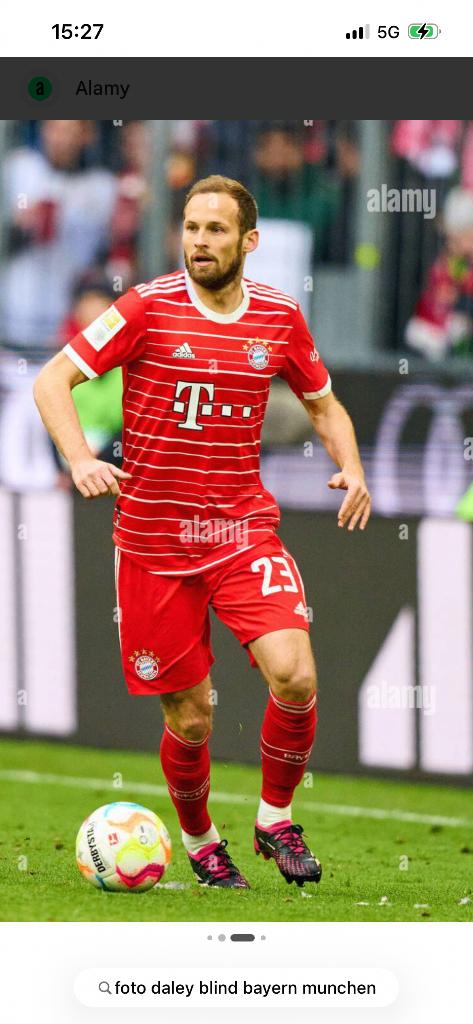 Gezocht ; shirt Daley Blind Bayern München, Ophalen, Rood, Voetbal