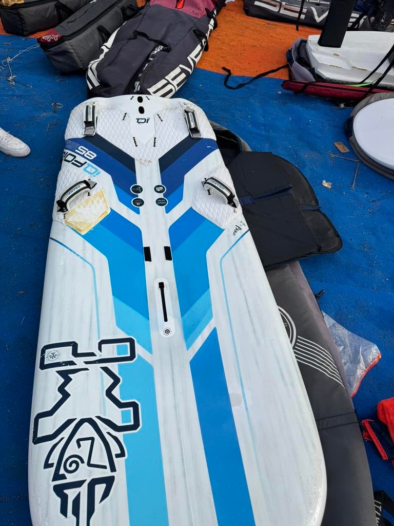 Iqfoil youth board 85, Watersport en Boten, Ophalen of Verzenden, Zo goed als nieuw, Plank