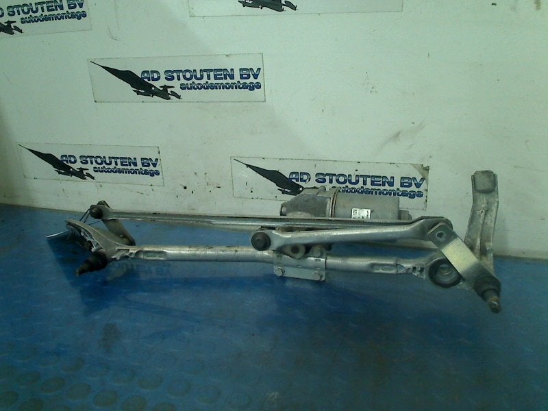 Ruitenwisser Mech + Motor BMW 3 serie (E90) 2008 697826301, Gebruikt, Petuelring 130, München 80809, , Duitsland, BMW, Bayerische Motoren Werke AG