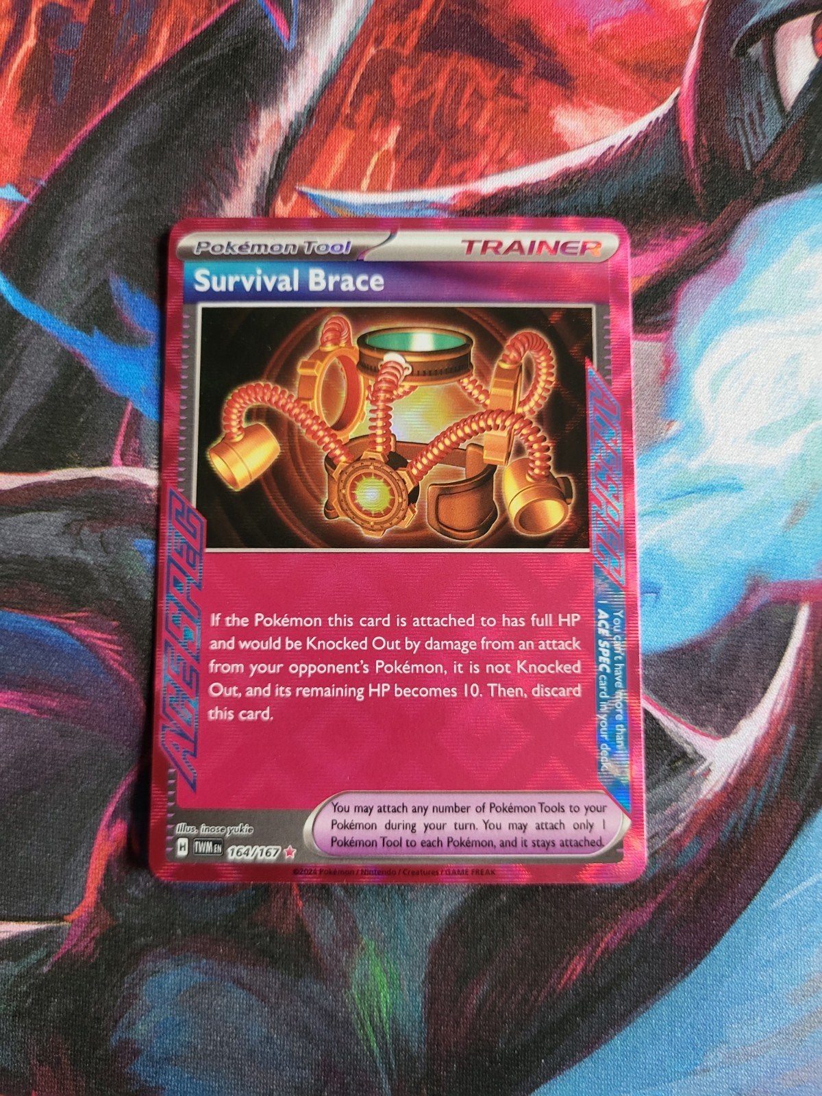 Survival Brace - Twilight Masquerade #164/167, Ophalen of Verzenden, Zo goed als nieuw