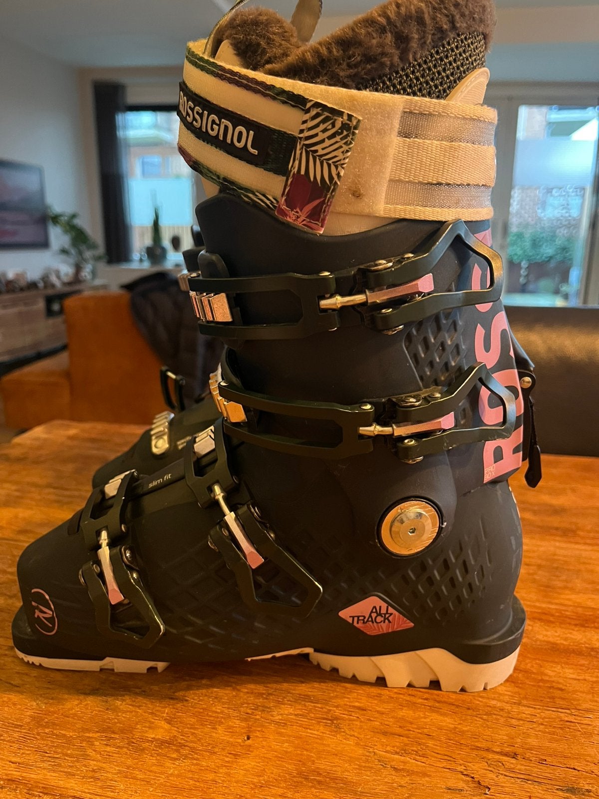 Ski schoenen dames Rossignol maat 38, Ophalen, 160 tot 180 cm, Rossignol, Schoenen