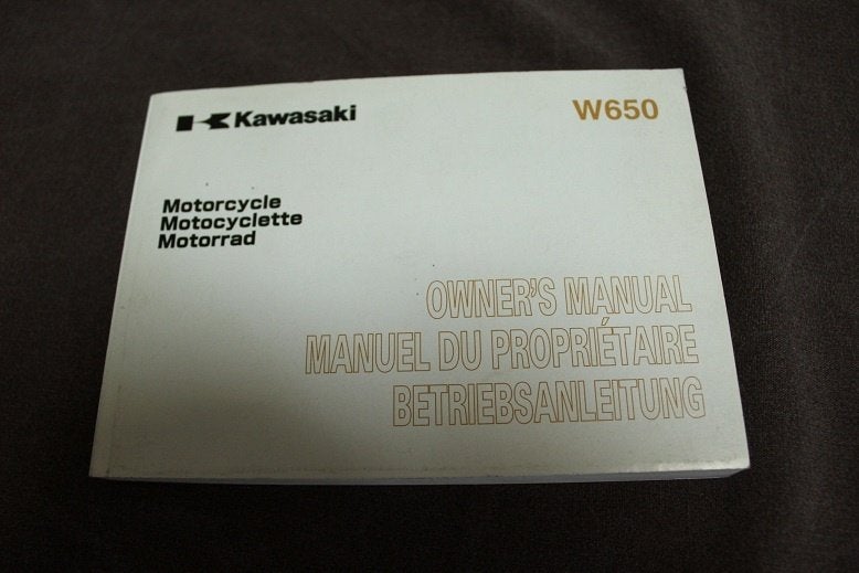 Kawasaki W650 2002 motorcycle owner's manual EJ650 A5 C5, Motoren, Ophalen of Verzenden, Kawasaki