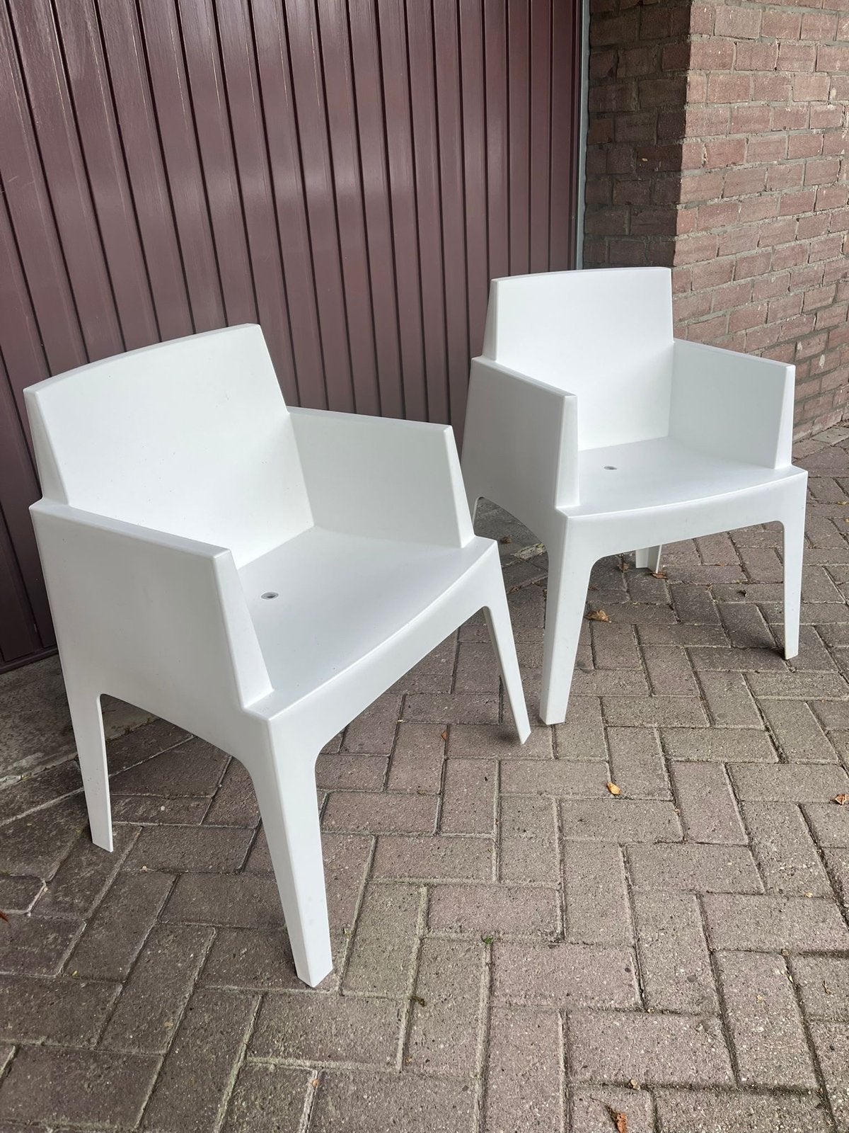 2x Siesta Box Armstoelen Wit - Kunststof Tuinstoelen, Tuin en Terras, Tuinstoelen, Ophalen of Verzenden, Zo goed als nieuw, Kunststof