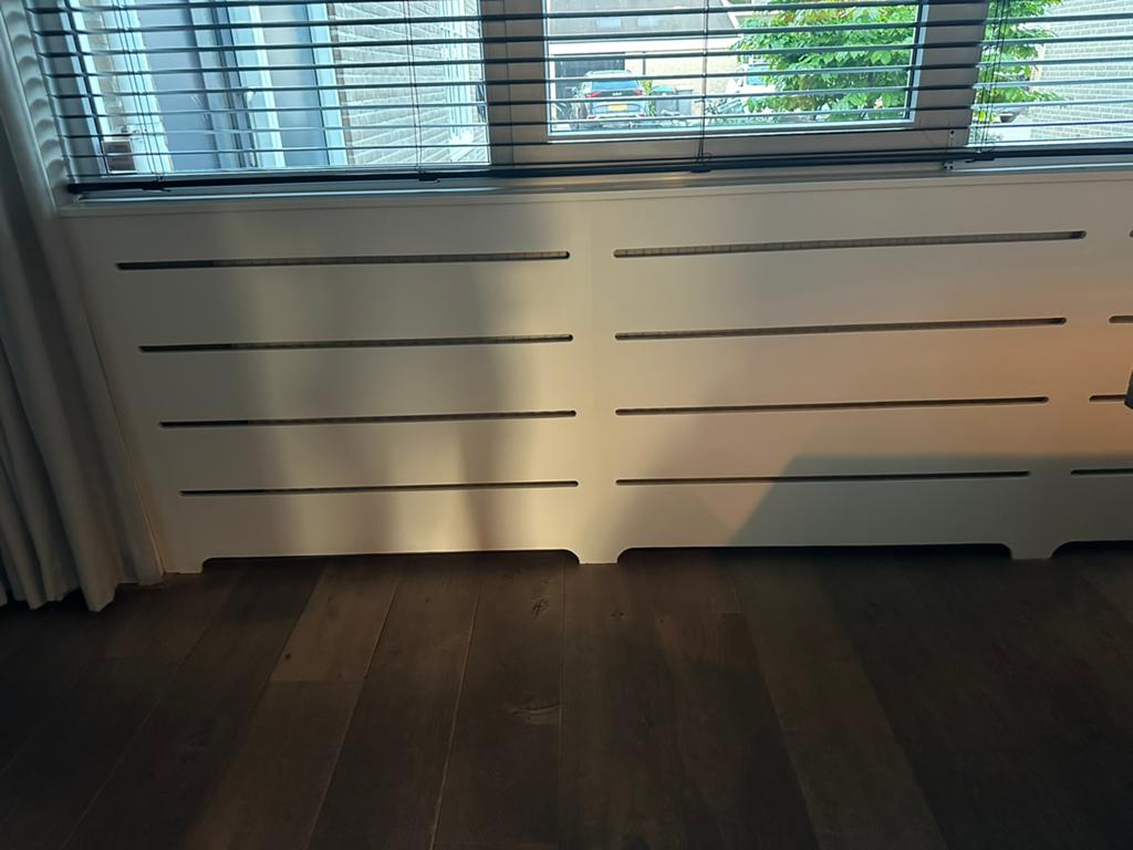 Radiator ombouw wit 352x98,5x13cm, Ophalen, Radiator, 150 cm of meer, Zo goed als nieuw