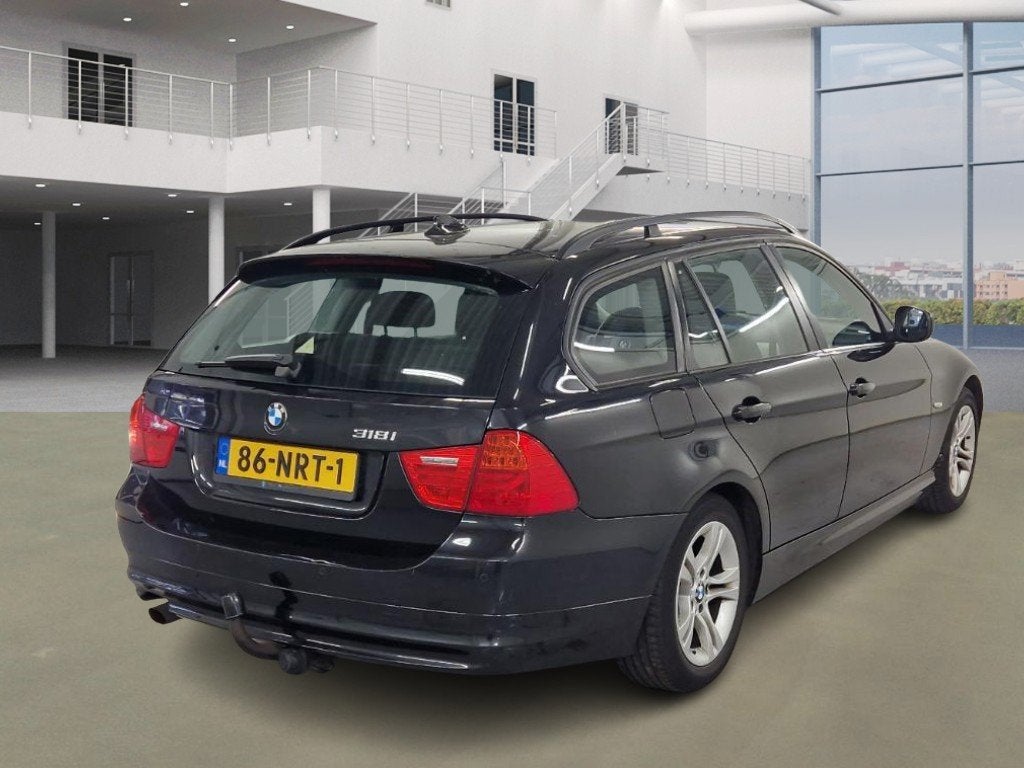 BMW 3-serie Touring 318i Business Line, Auto's, Euro 5, Achterwielaandrijving, Zwart, Origineel Nederlands