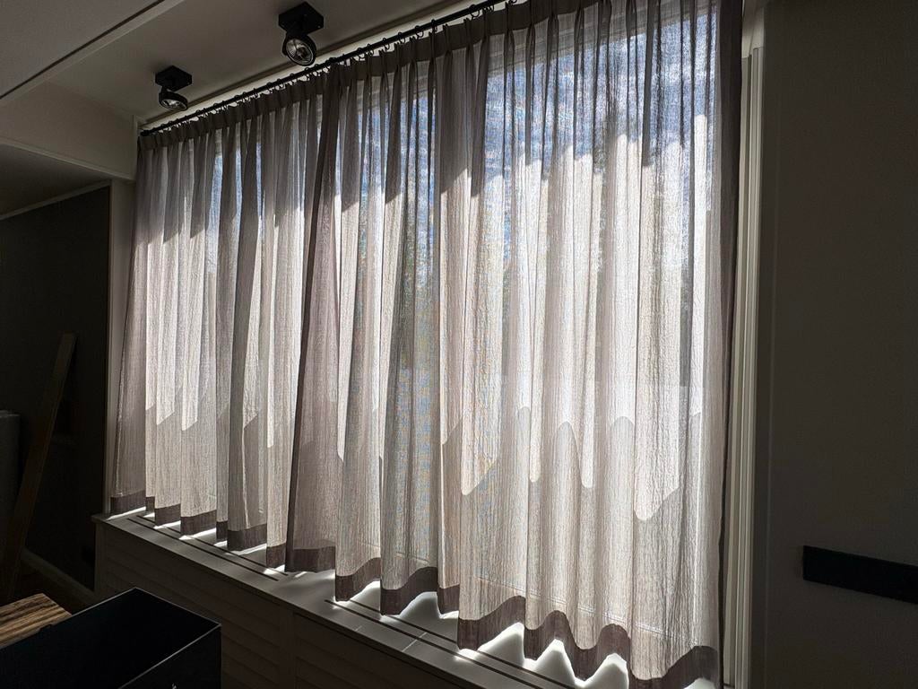 Lichtgrijze gordijnen van soepele luxe 'jutte zak stof', 200 cm of meer, Ophalen of Verzenden, Zo goed als nieuw, 200 cm of meer