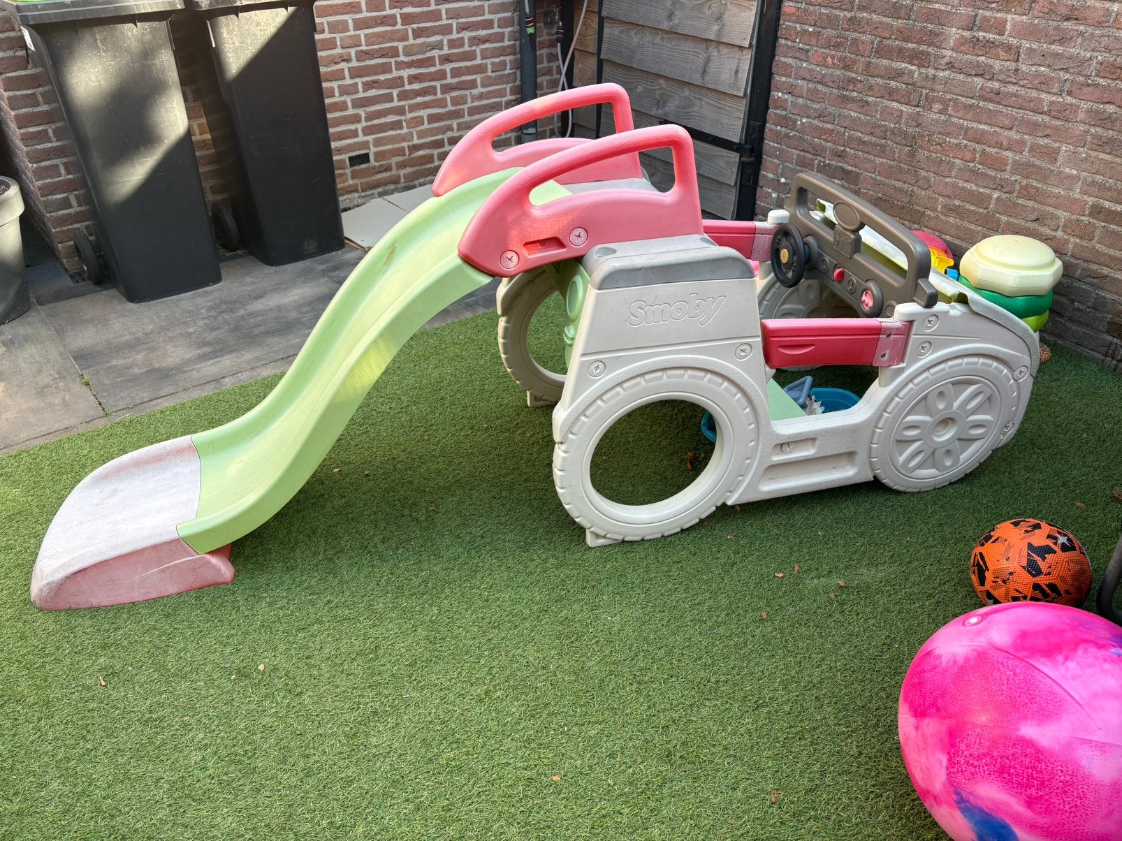 Smoby auto glijbaan, Kinderen en Baby's, Speelgoed | Buiten | Speeltoestellen, Ophalen, Gebruikt, Zandbak