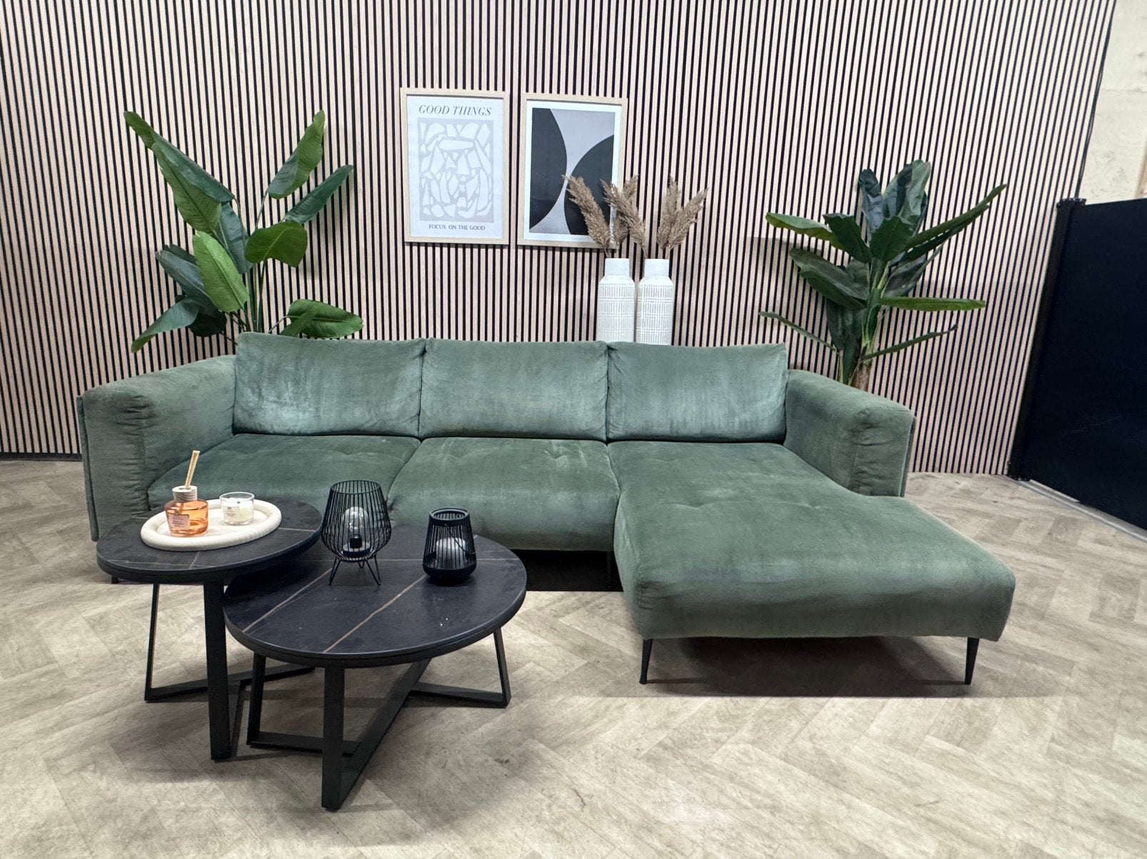 ZGAN Trendhopper Ribstof Hoekbank - Olijfgroen -  280 x 160, 250 tot 300 cm, -, -, Hoekbank