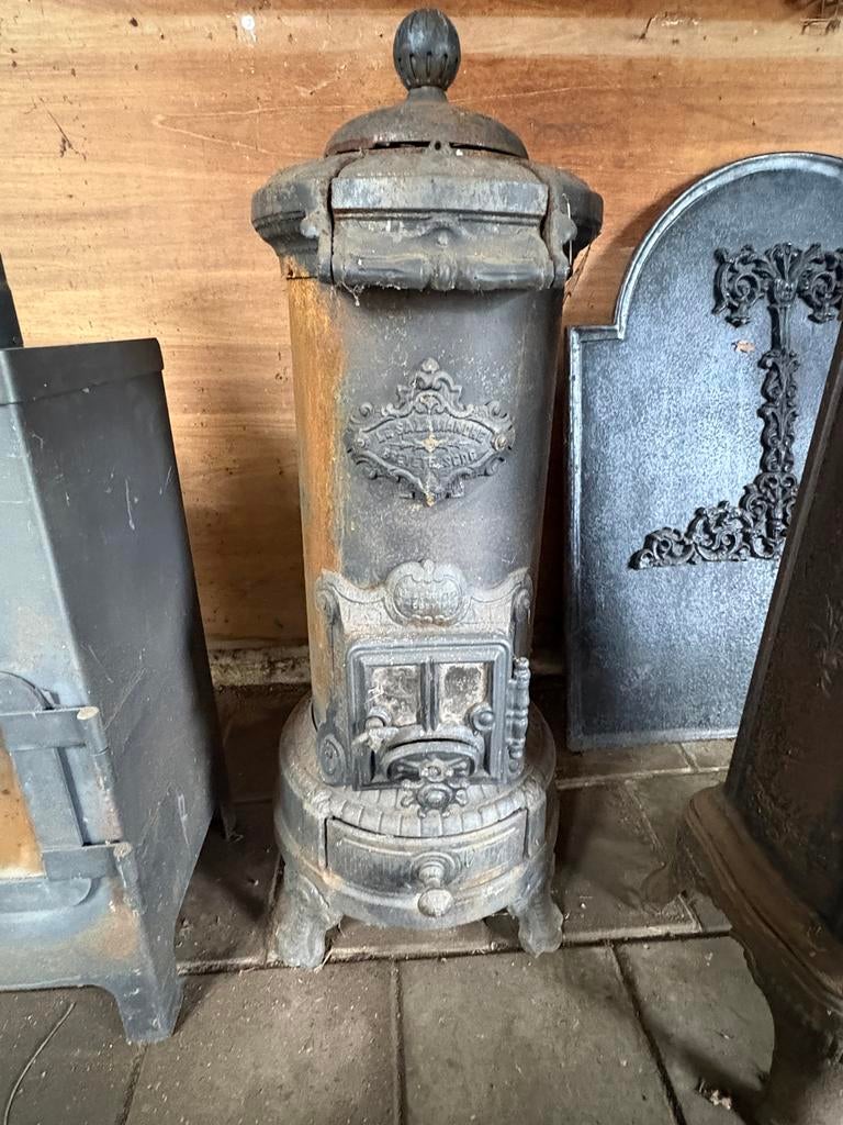 Antieke Franse salamanderkachel “Les Salamandre” – gietijzer, Ophalen of Verzenden, Zo goed als nieuw, Vrijstaand, Hout