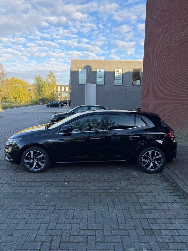 Renault Mégane 1.2 Bose TCe 101pk 2017 Zwart, Voorwielaandrijving, 101 pk, 4 cilinders, Zwart