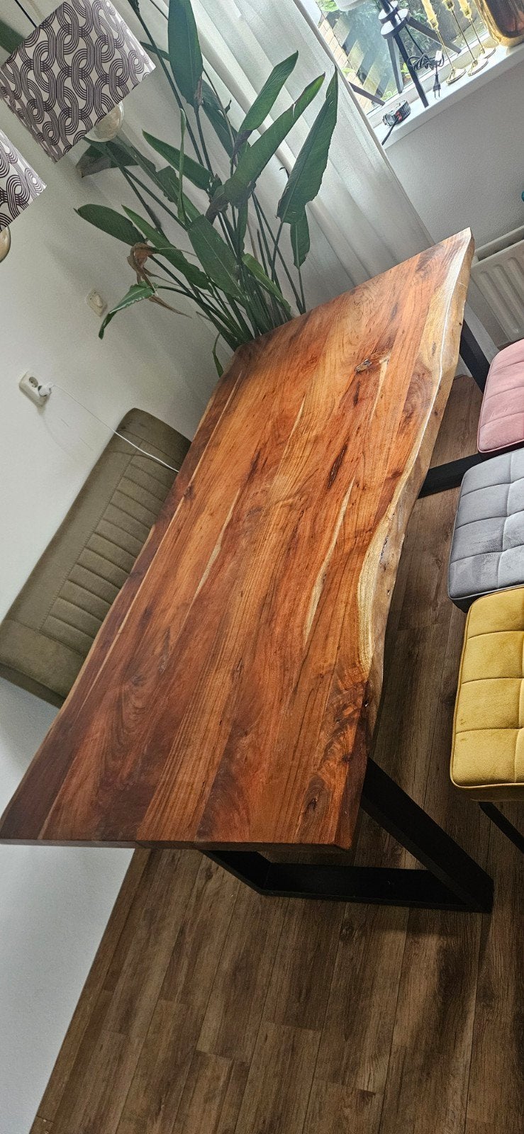 Massief houten eettafel met metalen onderstel, Industrieel, robuust, modern, 50 tot 100 cm, Zo goed als nieuw, 150 tot 200 cm