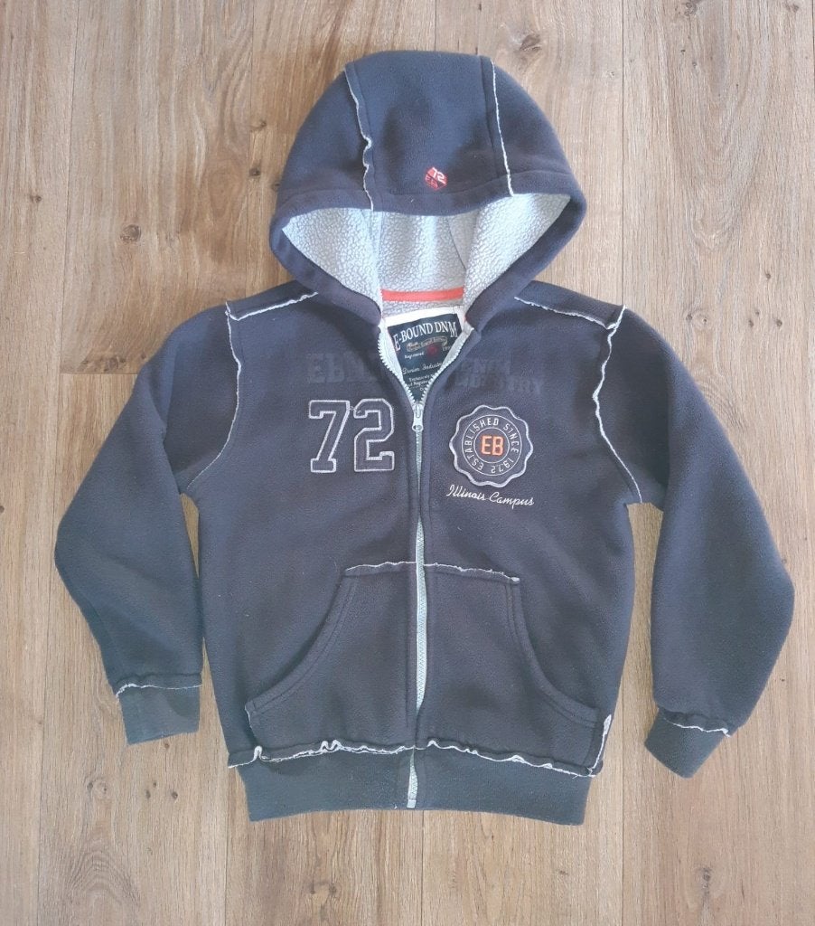 Jongens Dik Earthbound Vest Maat 140, Gebruikt, Earthbound, Trui of Vest, Ophalen of Verzenden