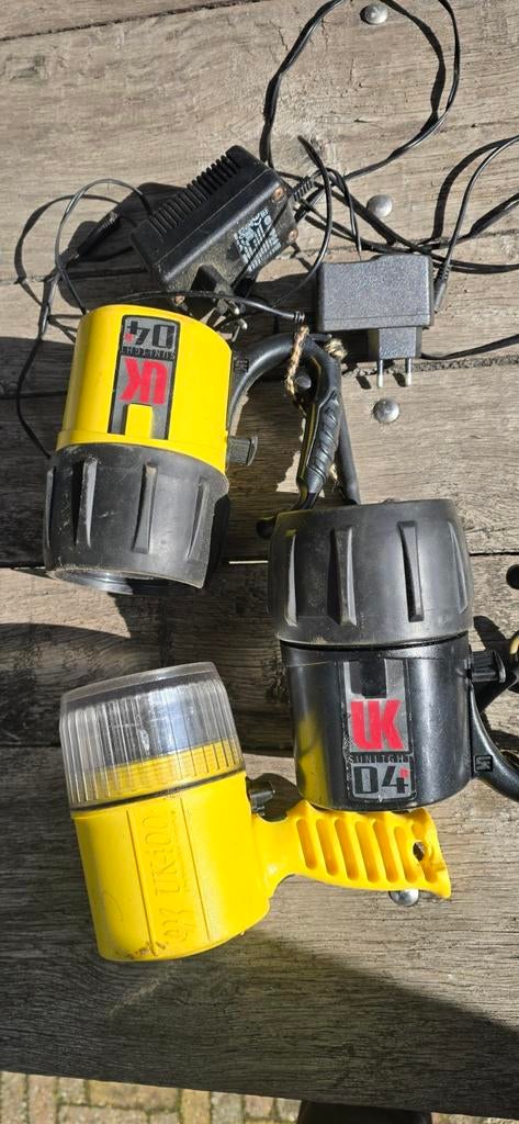 3x UK Sunlight Duiklampen met Opladers, Watersport en Boten, Duiken, Ophalen of Verzenden, Gebruikt, Duiklamp
