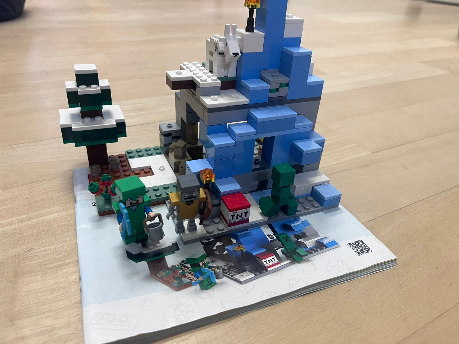 Lego Minecraft - 21243 -  De IJsbergtoppen, Gebruikt, Minecraft, Lego, Ophalen of Verzenden