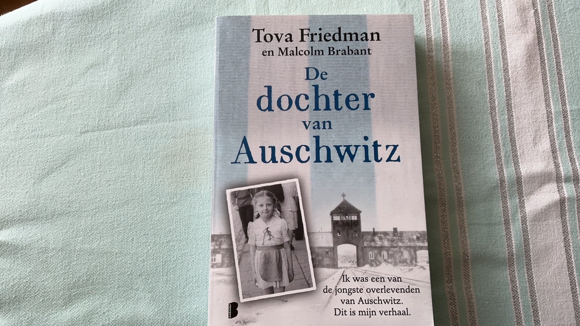 De dochter van Auschwitz - Tova Friedman, Ophalen of Verzenden, Zo goed als nieuw