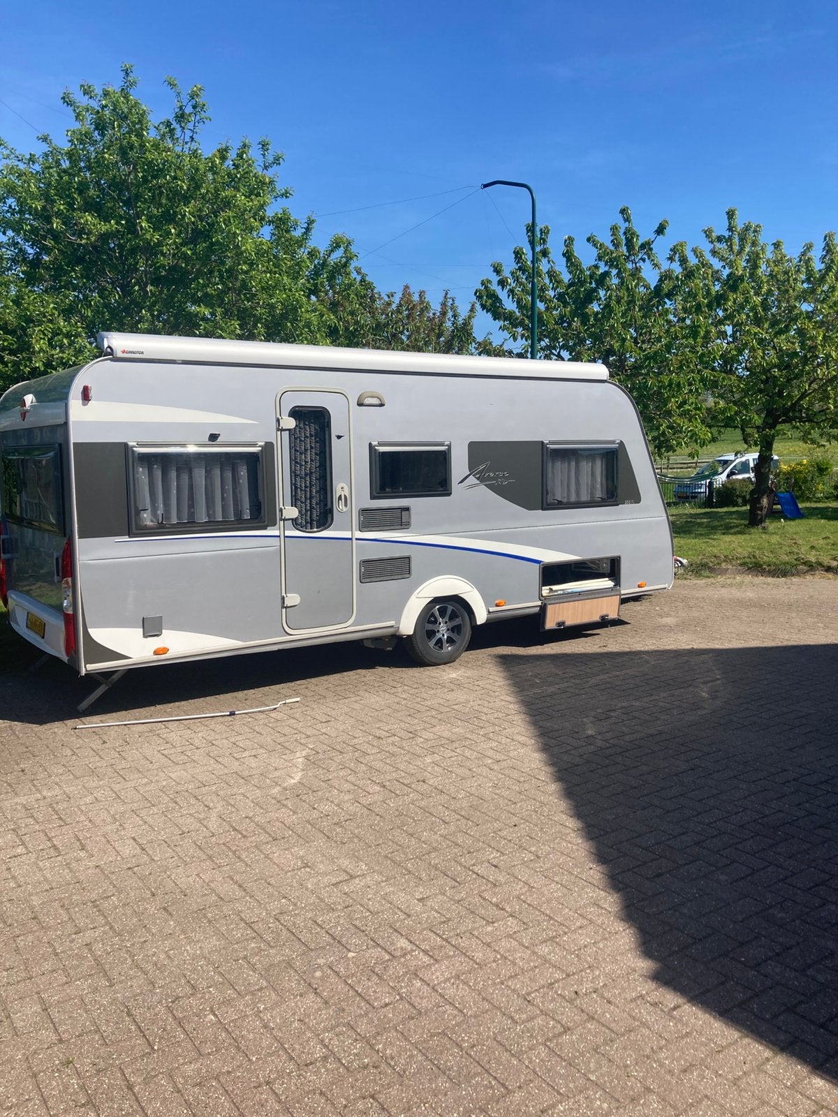 Bürstner Averso Fifty 500 TL 2009 mover cassetteluifel, Caravans en Kamperen, Caravans, Mover, Rondzit, Particulier, Bürstner