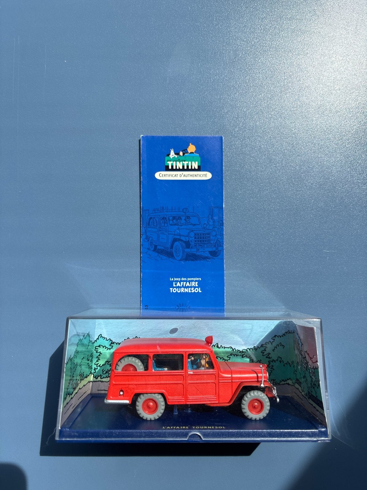 Kuifje auto 1/43 - De Zaak Zonnebloem (Willys Overland), Ophalen of Verzenden, Nieuw, Auto, Overige merken