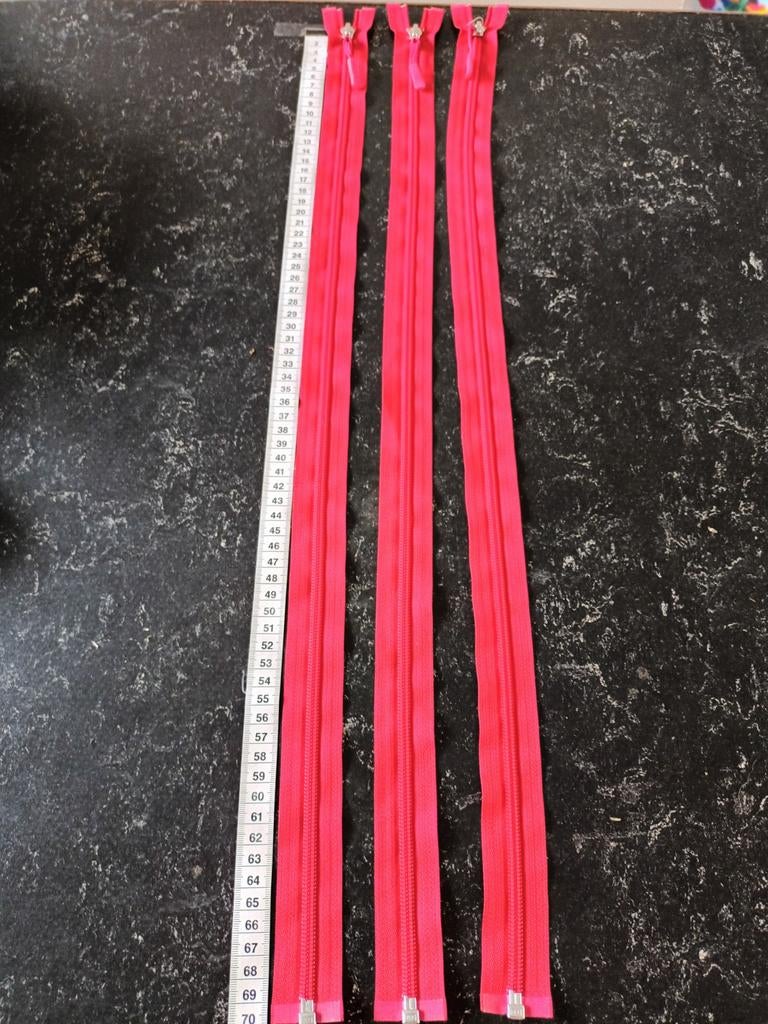 Rits deelbaar YKk 70 cm rood, nieuw, Hobby en Vrije tijd, Naaien en Fournituren, Ophalen of Verzenden, Nieuw, Rits of Sluiting
