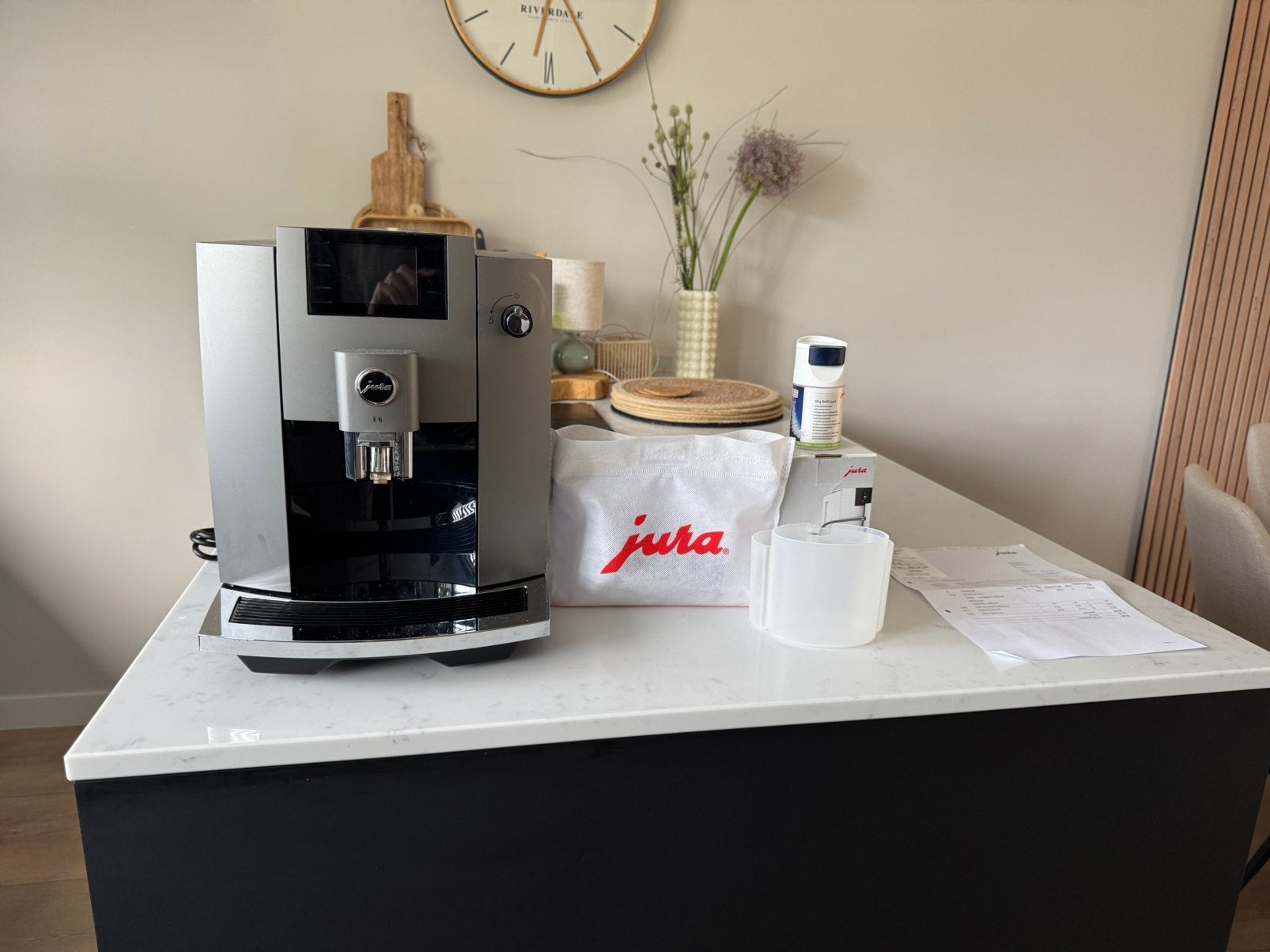 Jura E6 dark Inox, Ophalen, Zo goed als nieuw