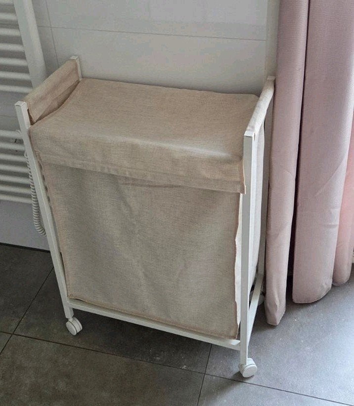 Ikea Enhet wasmand op wielen, Ophalen