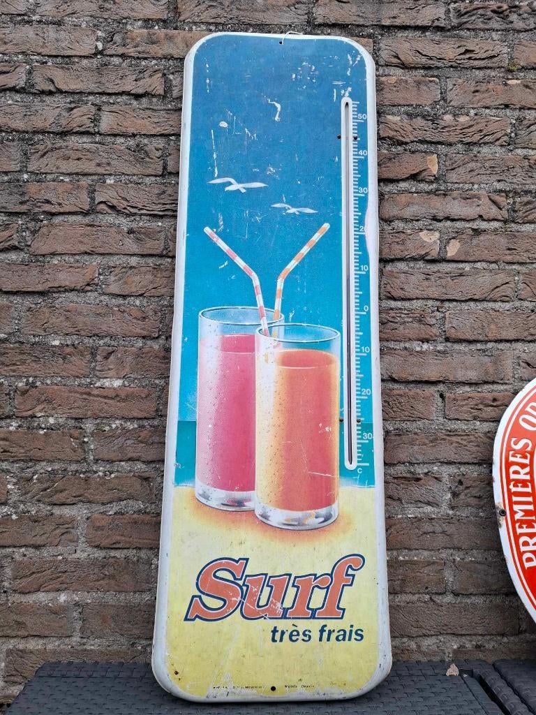 Prachtige oude publicitaire thermometer Surf, Ophalen of Verzenden, Zo goed als nieuw, Reclamebord