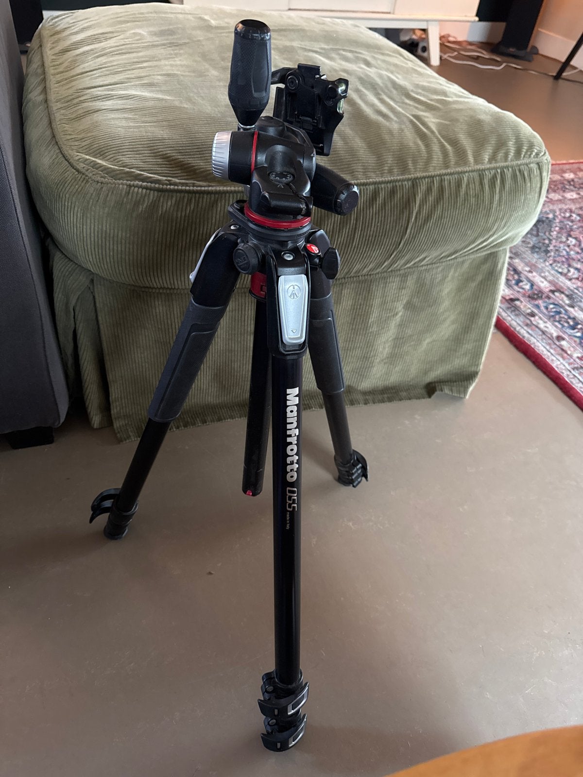 Manfrotto 055 Statief met Balhoofd, Gebruikt, 150 tot 175 cm, Manfrotto, Met balhoofd