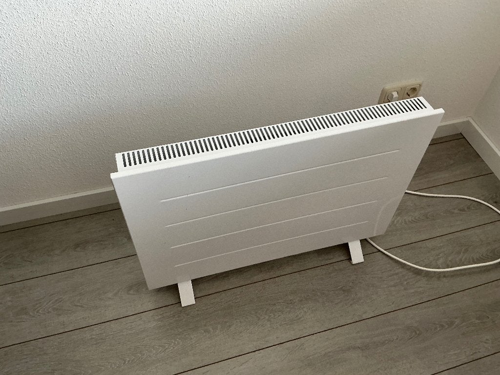 Electrische radiator, Ophalen, 30 tot 80 cm, Radiator, Zo goed als nieuw