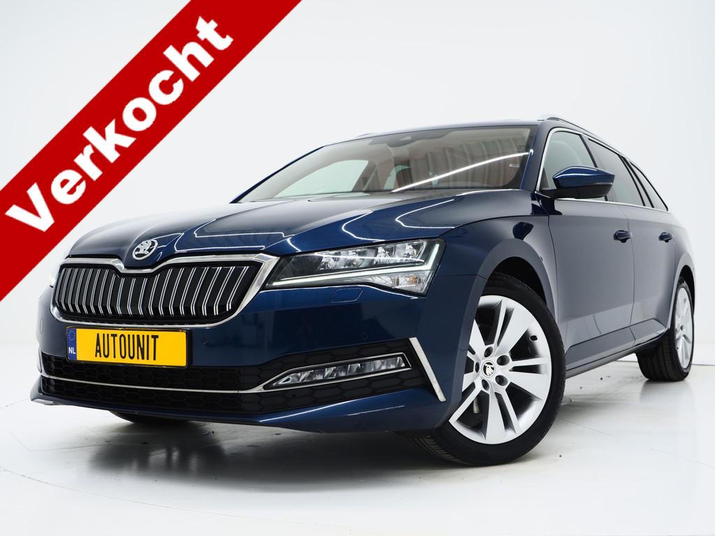 Skoda Superb Combi 1.4 TSI iV Style | Panoramadak | Canton |, Gebruikt, Zwart, 4 cilinders, Blauw