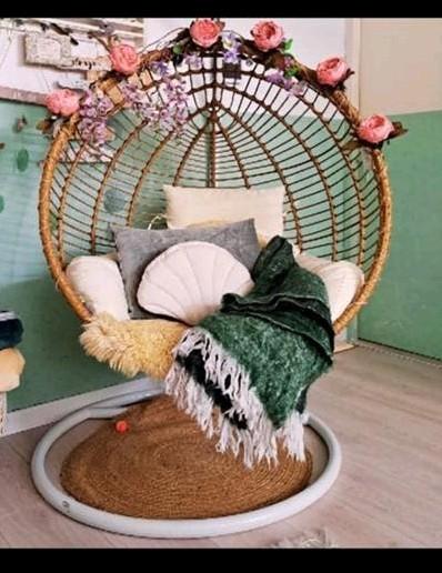 Unieke Rotan Hangstoel met Kussens, Ophalen, Bruin, Stof, Zo goed als nieuw