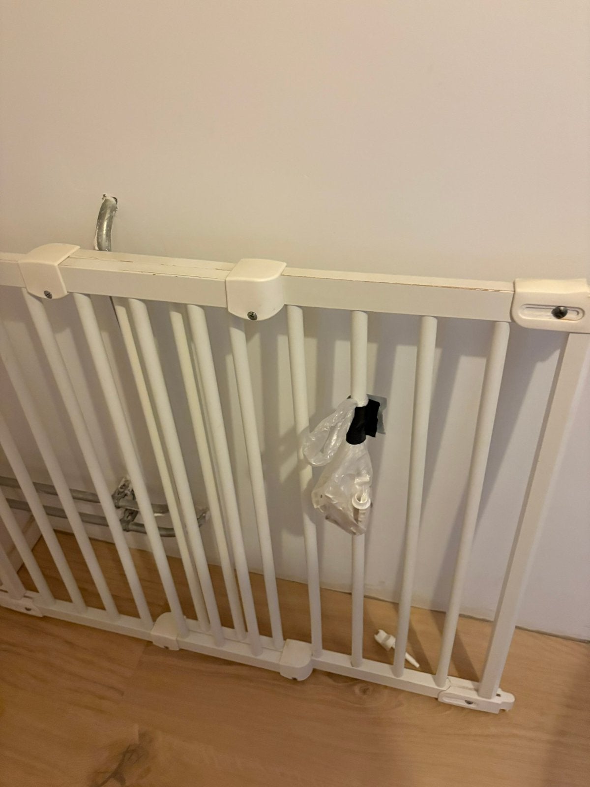 Verstelbaar traphekje, Kinderen en Baby's, Ophalen, 100 tot 115 cm, Zo goed als nieuw, Klemhekje