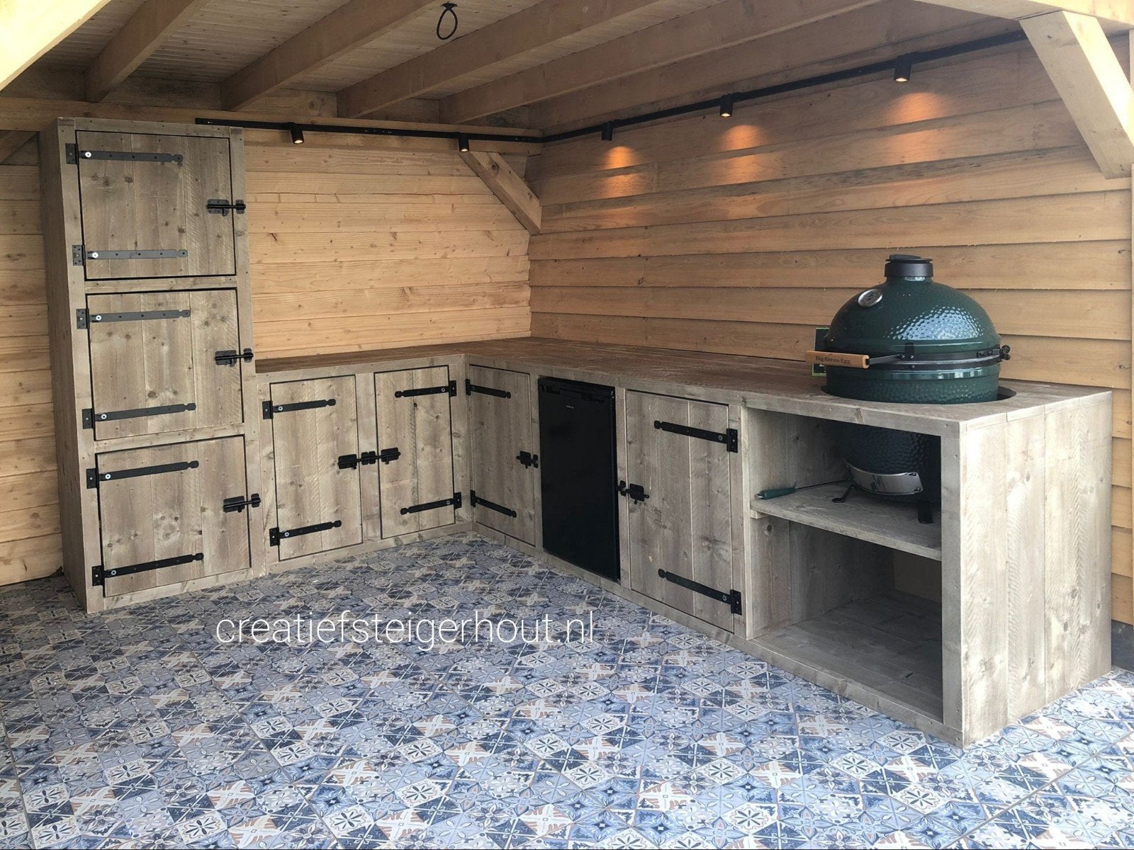 Buitenkeuken steigerhout l vorm kamado overkapping koelkast, Verzenden, Nieuw, Houtskool, Inbouw