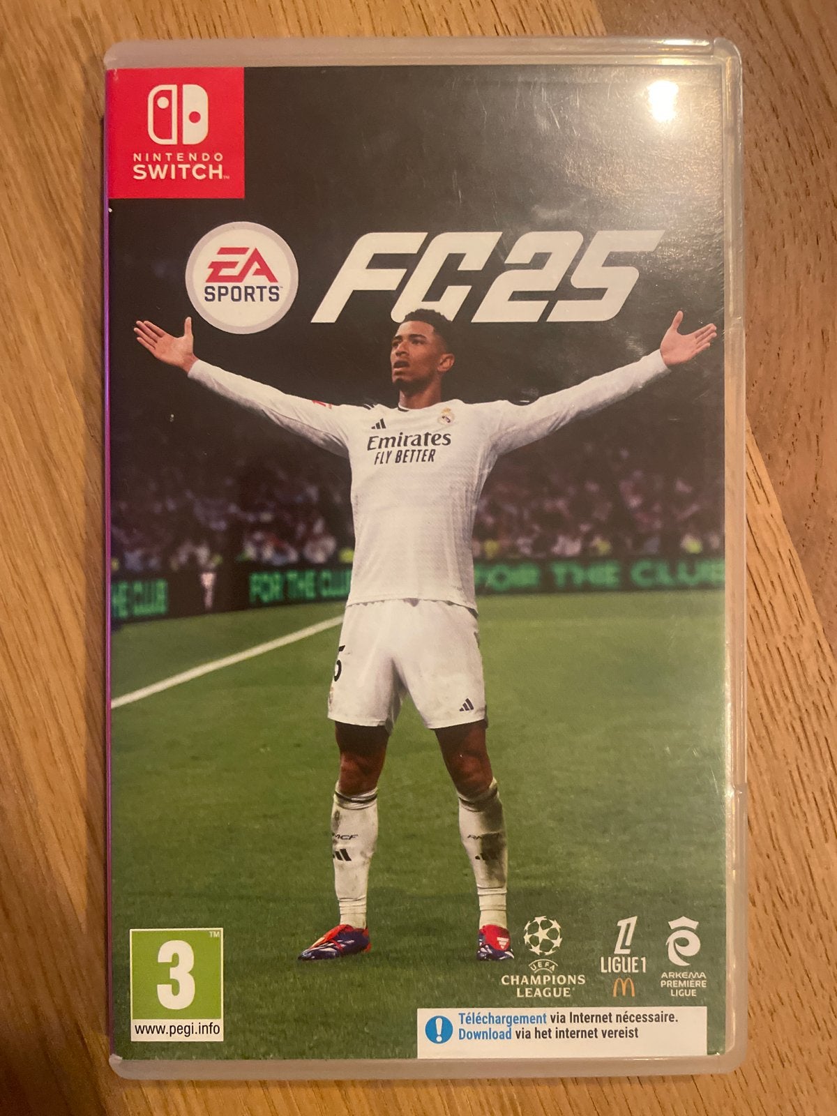 FC 25 Nintendo Switch - Zo goed als nieuw, Spelcomputers en Games, Games | Nintendo Switch, Ophalen, Online, 1 speler, Zo goed als nieuw