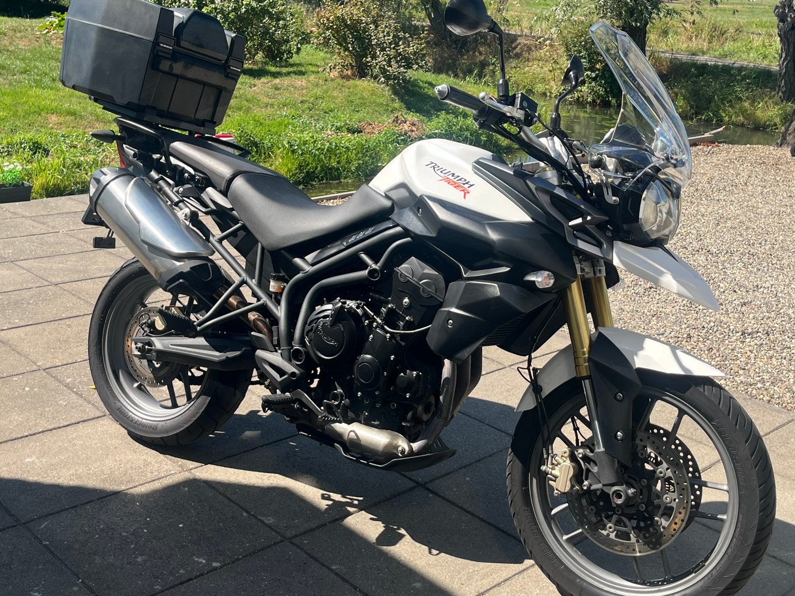 Triumph Tiger 800 | 2014 | 35.000 km | Topkoffer, Motoren, Motorrijbewijs A, Gebruikt, 3 cilinders, Particulier