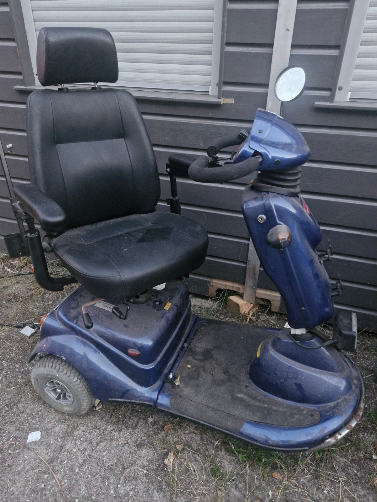 Scootmobiel opknapper, Ophalen, Elektrische rolstoel
