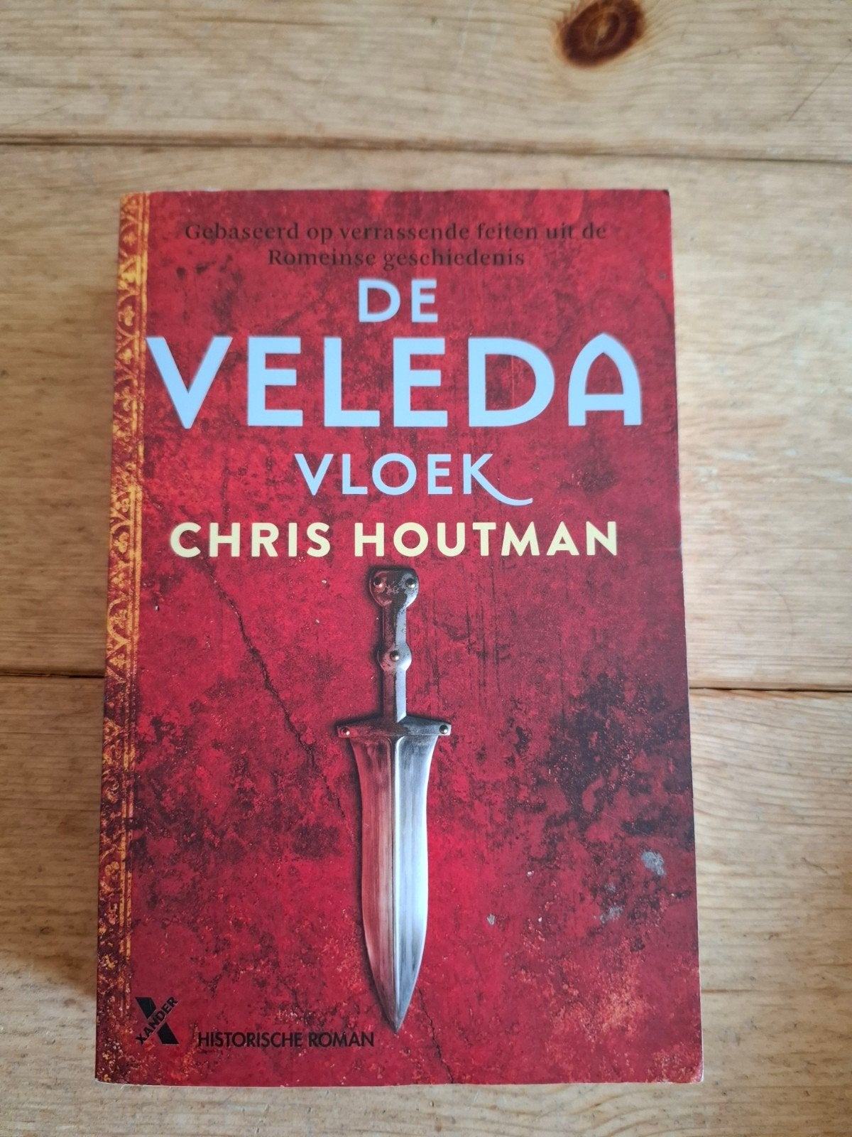 Chris Houtman - De Veleda vloek (goede staat), Ophalen of Verzenden, Gelezen, Chris Houtman