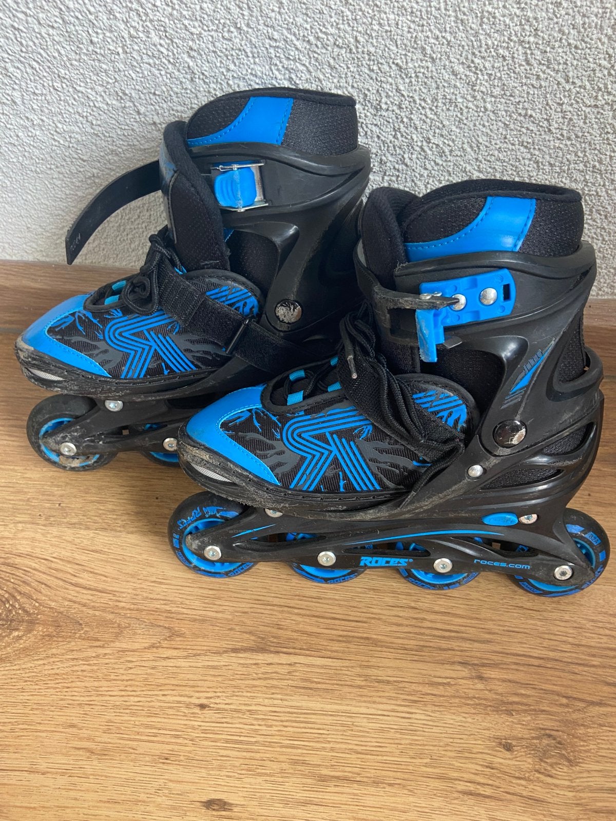 Skates 34-37, Kinderen, Roces, Ophalen of Verzenden, Inline skates 4 wielen