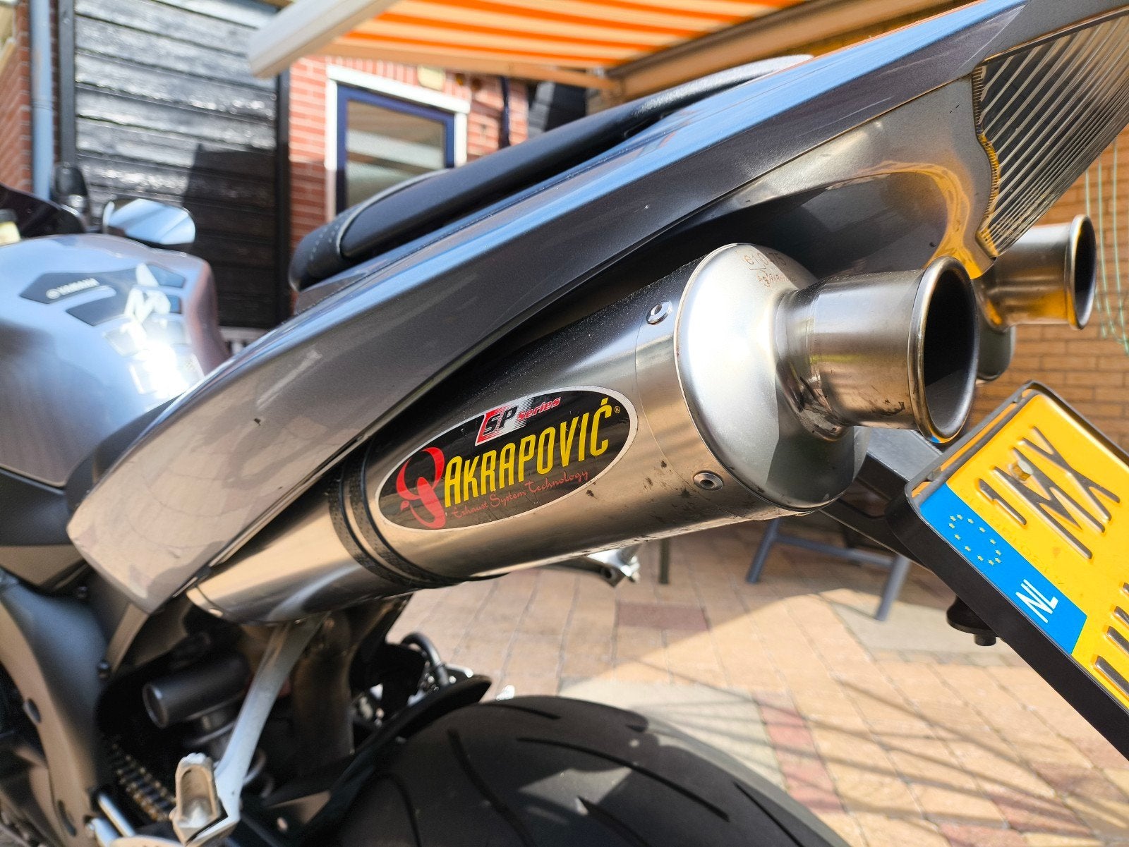 Akrapovic uitlaat voor Yamaha YZF-R1, Ophalen of Verzenden, Gebruikt