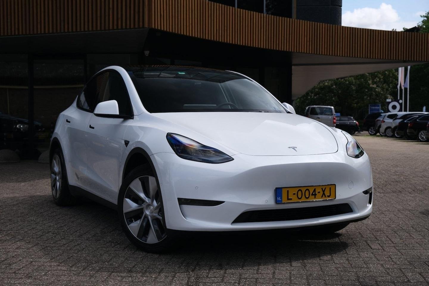 Tesla Model Y Long Range AWD 75 kWh|Rijklaar|SoH91%|FSD3|Pan, Auto's, Automaat, Gebruikt, Wit, 351 pk