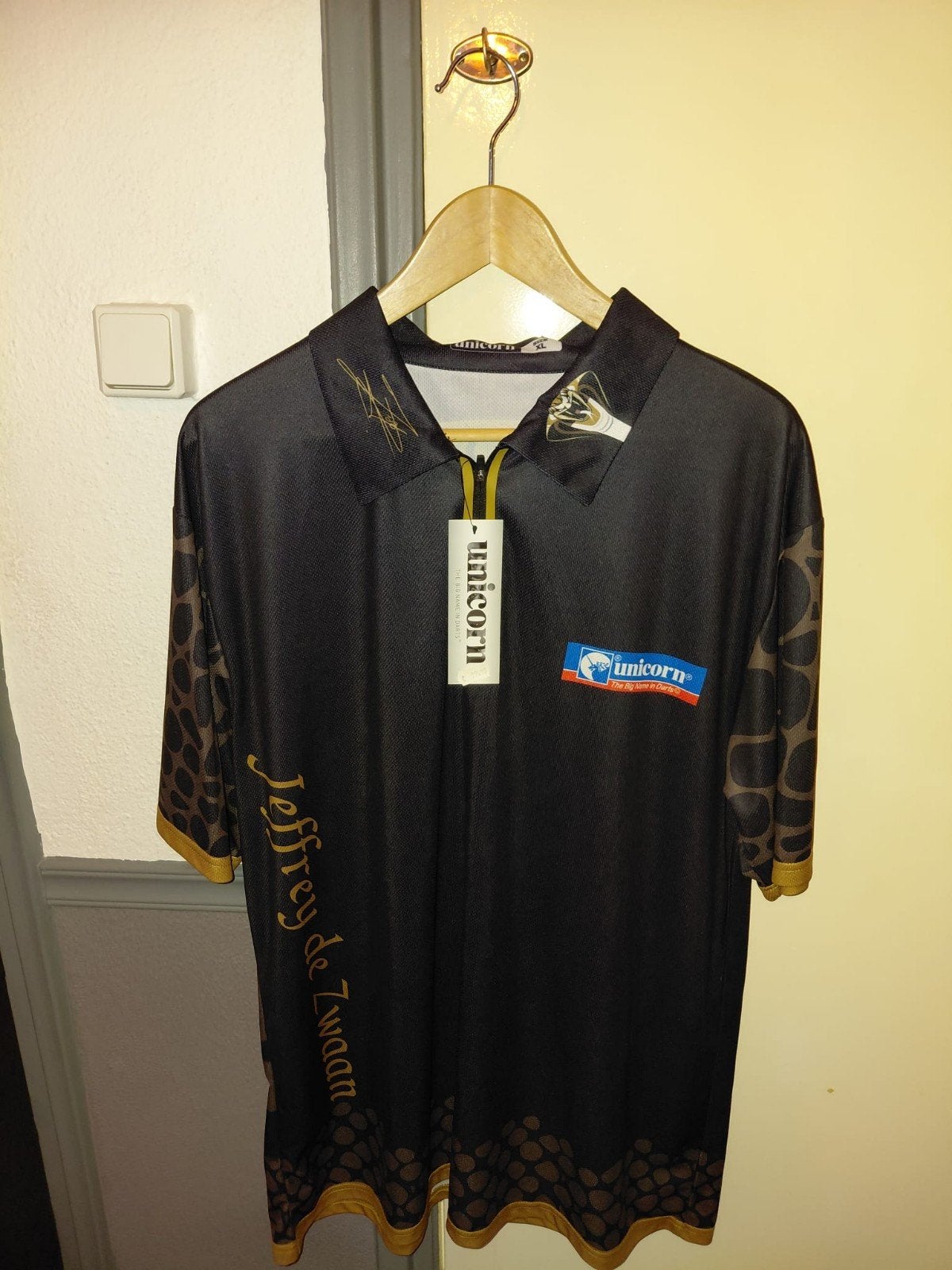Unicorn Jeffrey de Zwaan 'The Black Cobra' Dartshirt XL, Verzenden, Nieuw, Overige typen