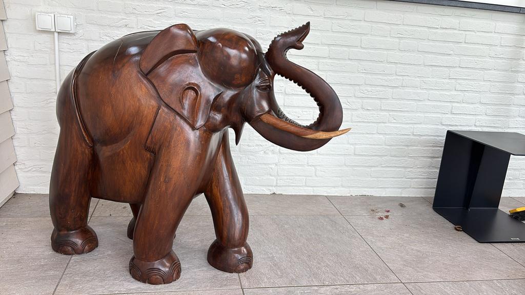 Grote houten olifant Sri Lanka Mara Wood, Antiek en Kunst, Ophalen, Houtsnijwerk, 1 meter - 2 meter, Hout