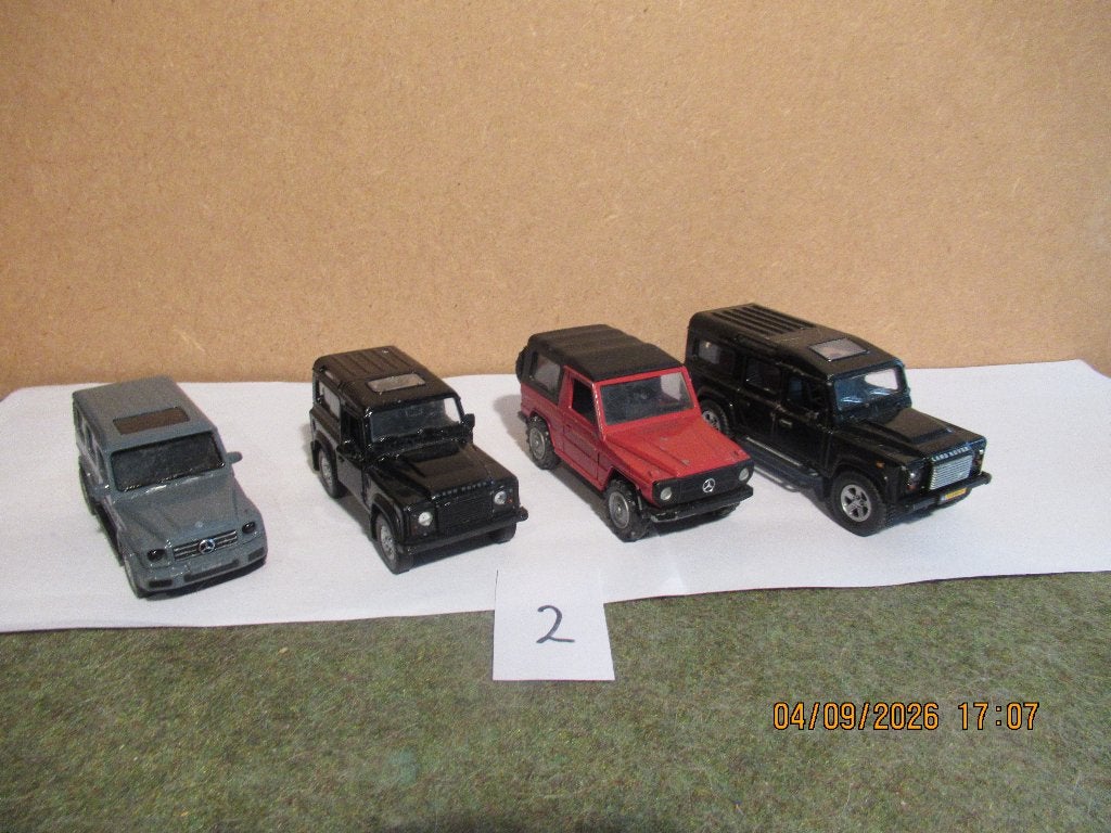 - 2-  4 x  SUV, Ophalen of Verzenden, Gebruikt, Auto