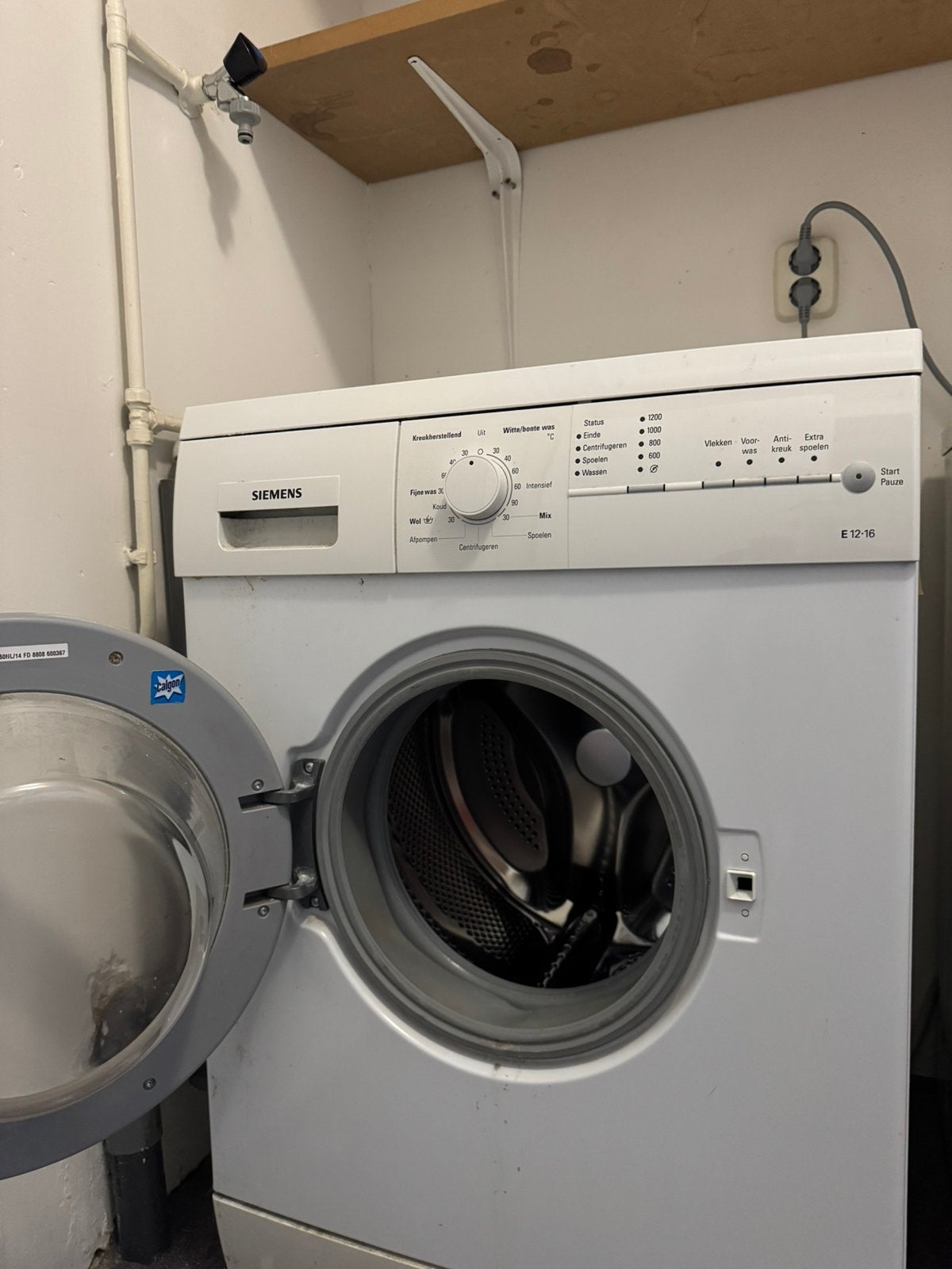 Siemens E12-16 wasmachine (6 kg - 1200 toeren), Ophalen, 1200 tot 1600 toeren, Gebruikt, 4 tot 6 kg