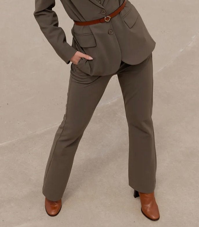 Studio Anneloes flared bonded broek new army travelstof mt L, Kleding | Dames, Broeken en Pantalons, Maat 42/44 (L), Ophalen of Verzenden